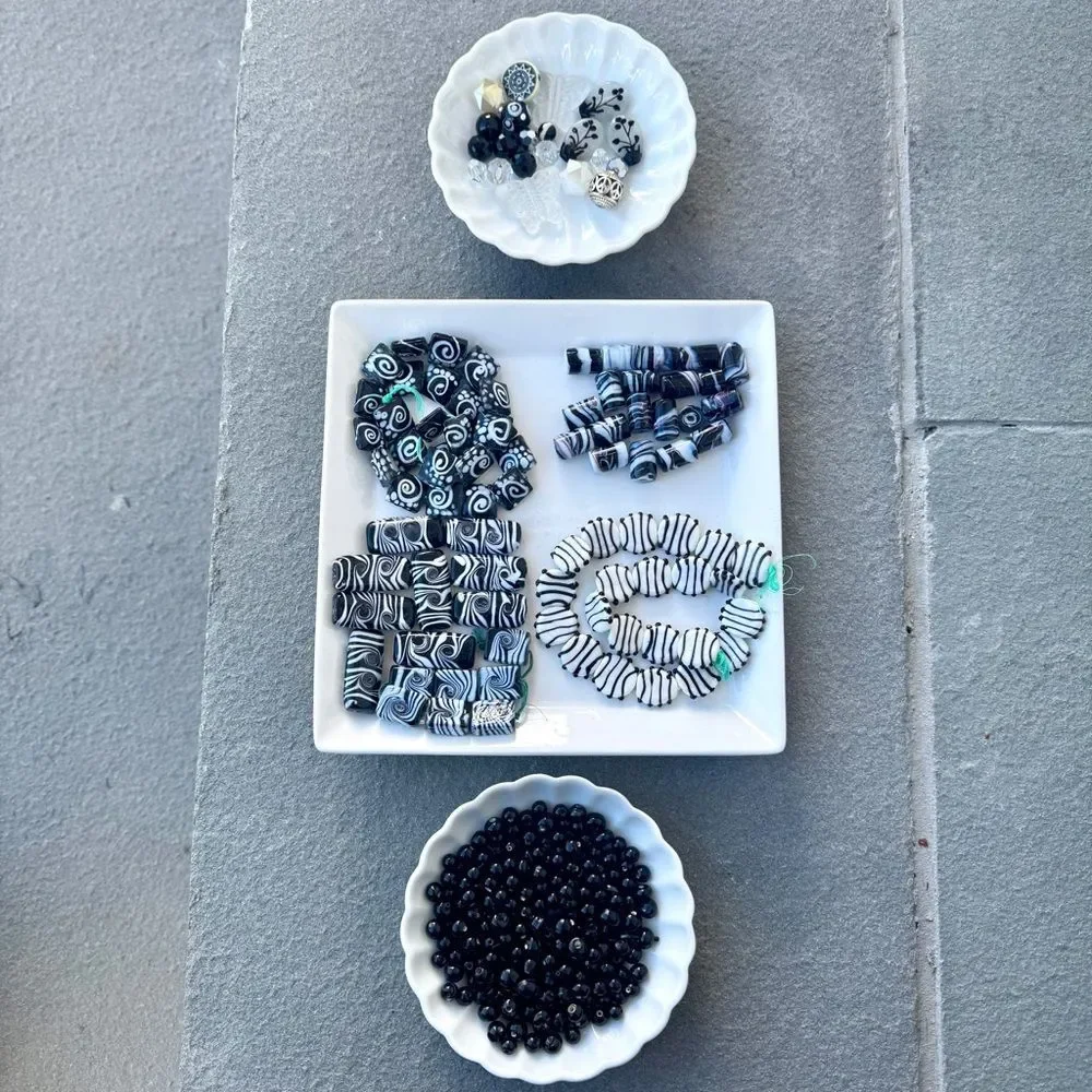 Handmade Black White Glass Bead Lot Artisan Lampwork Collection Jewelry Making